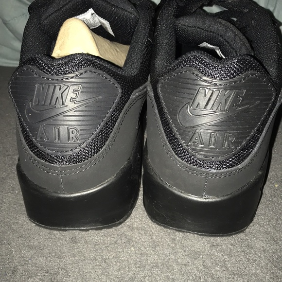 Air Max 90 Black - Picture 2 of 6